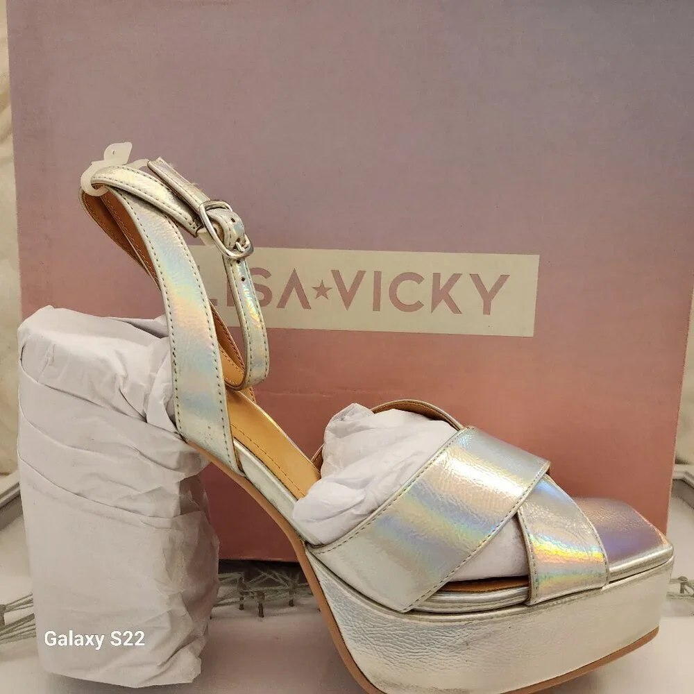 Lisa Vicky Silver Metallic 